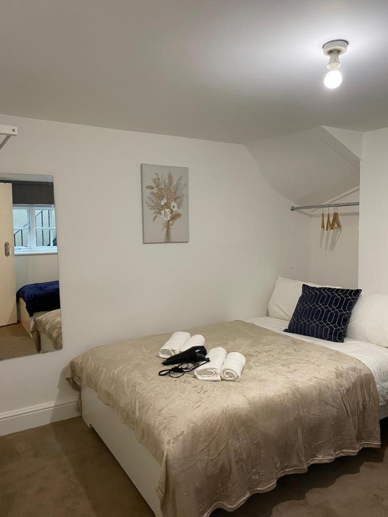 Comfy Private Rooms In Camden Town, Central Лондон Екстер'єр фото